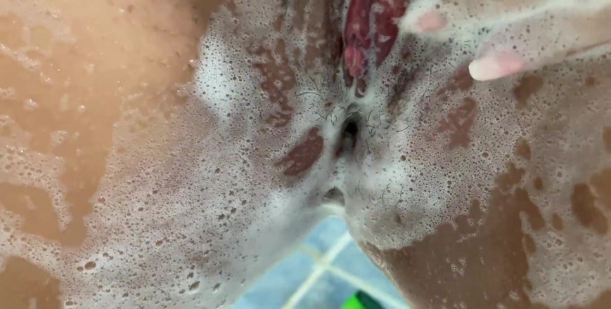 Lux Eva: Saya Mandi Panas