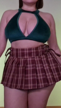 Trying on 3 Cute Mini Skirts - Jungle Green, Pink Bows & Burgundy Straps