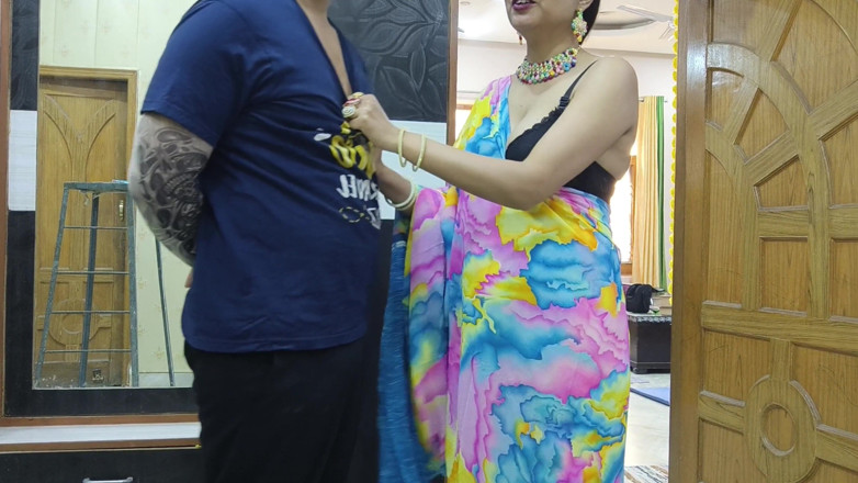 Hornycouple149: Indian Desi Step Mom Big Boobed Help Stepson to Quit...