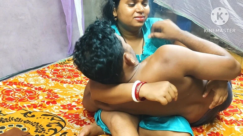 Priyanka xxx: Rád jsem nechal svou švagrovou nahou, indický vesnický sex