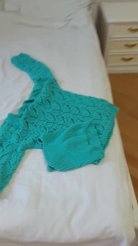 I Knitted Myself a Top and a Sweater, Bragging