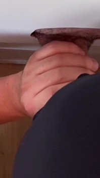 Hermano de gimnasio bombeado en el gloryhole - sin hablar, solo correrse