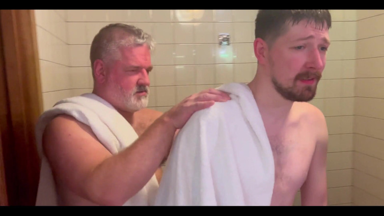 Bob Steel: Aku memekku habis-habisan sampai dia keenakan