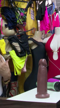 Best Sexshop Seller in the Neighborhood