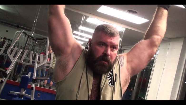 Will Angell: Biseksüel ve Pits