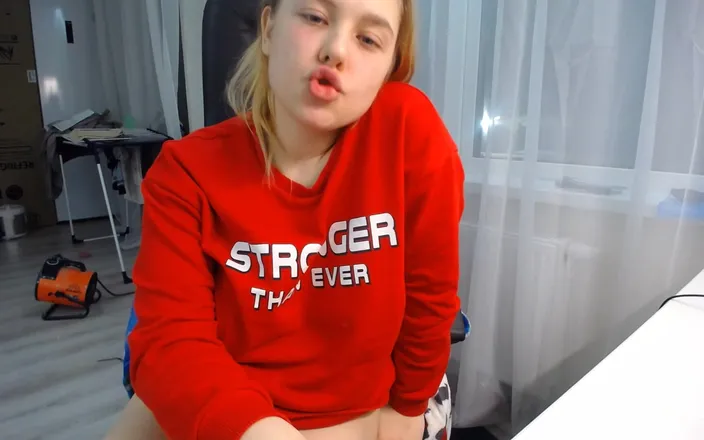 JuiceLussie: The Strongest and the Sexiest Woman in the World