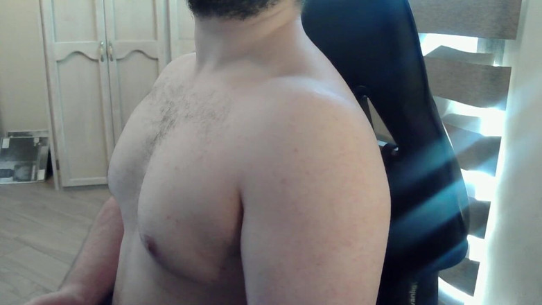 Himbo_Fox: Quente musculosa garanhão bombeia ferro
