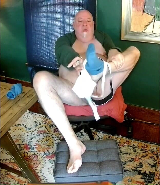 beardaddychub: 网络摄像头为朋友炫耀