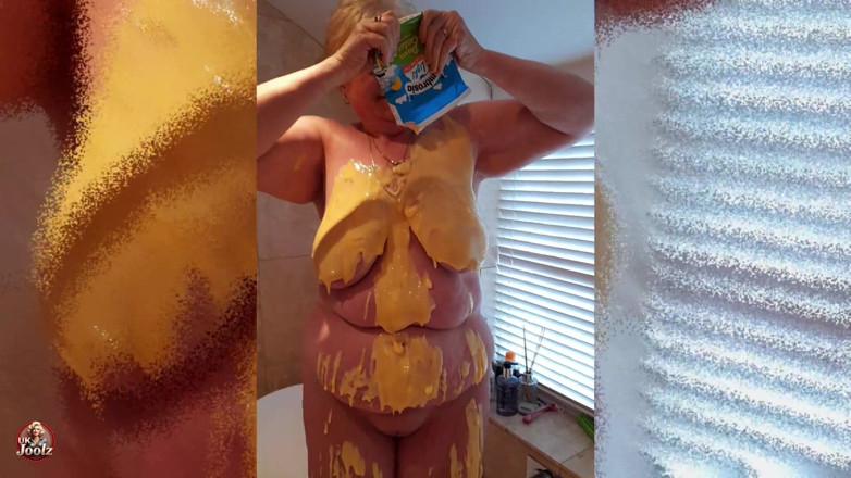 Uk Joolz: Sesiapa untuk Custard!