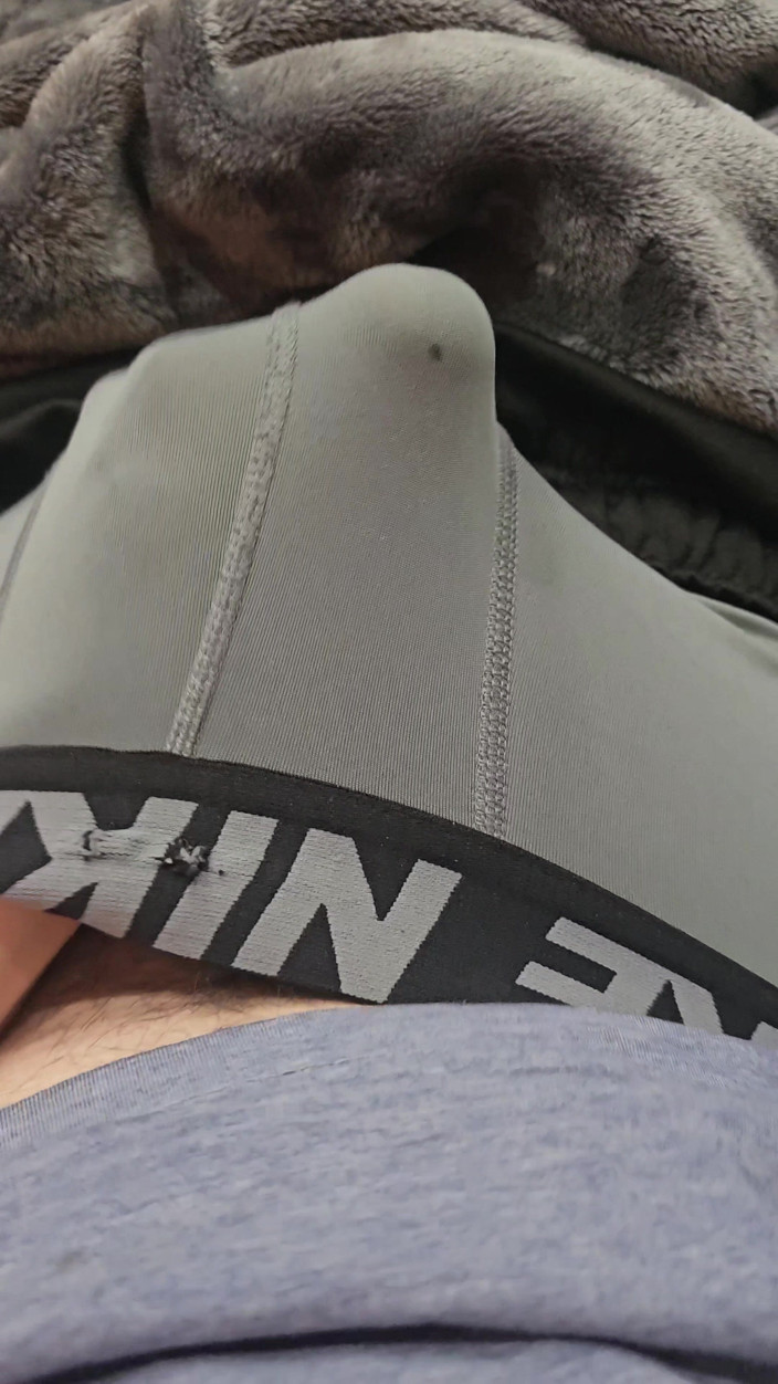 Michael Moore: ฉันน้ําแตกในถุงยาง แล้วก็ในนักมวยบีบอัด nike ของฉัน