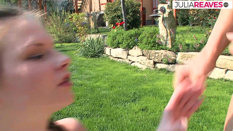 Discover 4K: Gadis imut 20 tahun ngentot sama pacar barunya di luar ruangan -...