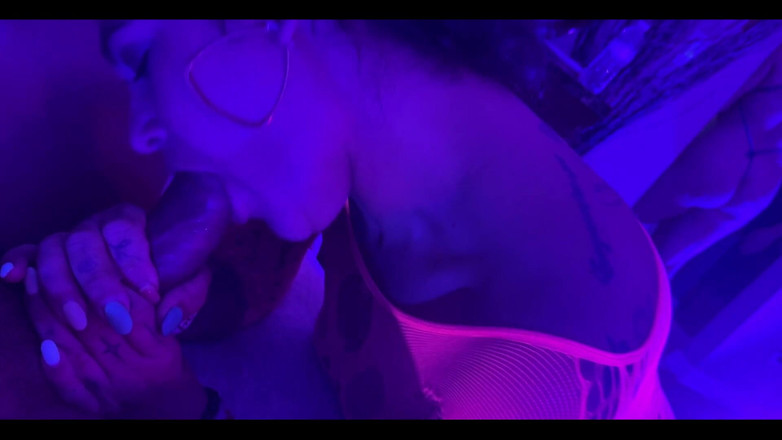 PsiloSiren: Chupando polla en la fiesta de swingers