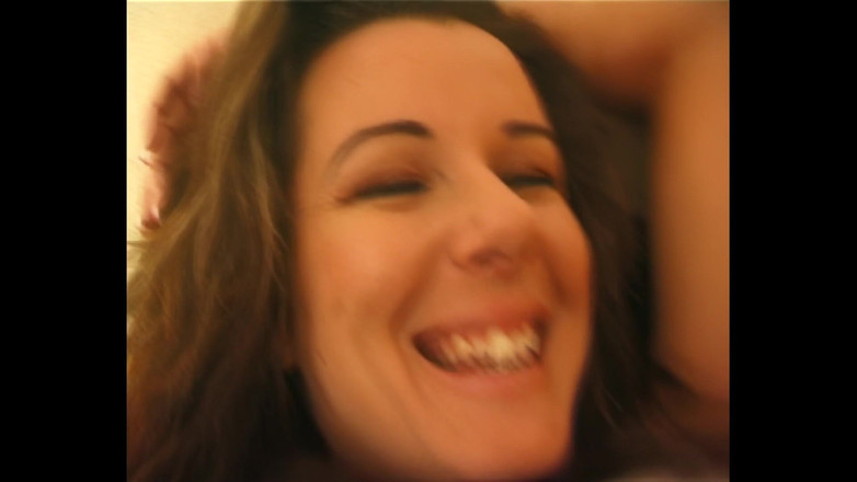 My first cock: Krásná a plachá brunetka se svléká před kamerou