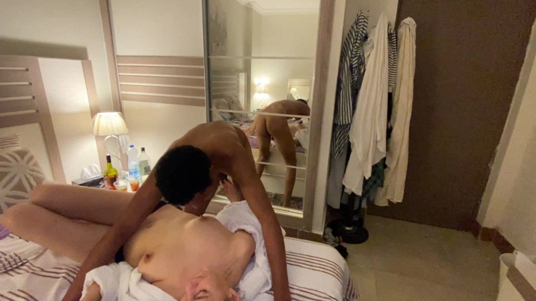 Mr Cute Cock: La moglie cornuta mi fa usare parte 35