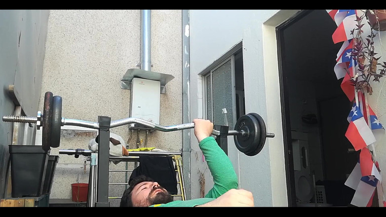 Rokkuman: in meinem fitnessstudio