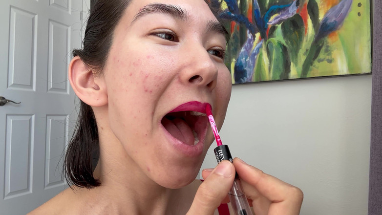 Ms_Emmy_Lynn: 鮮やかな赤い口紅