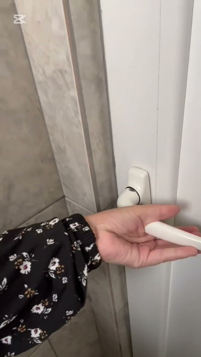 lanalovacutie: Pee in Outyroor Toilet in Hijab