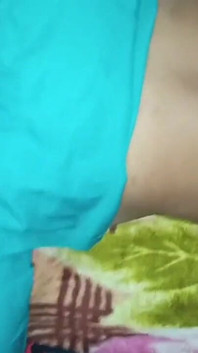 Marido traindo com esposa e sexo com namorada indiana