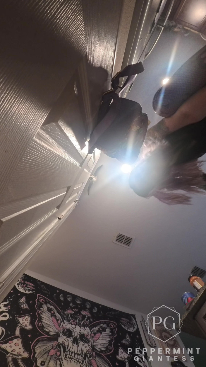 Peppermint Giantess: 73 Giantess Cooks Stuffed Shells - Tiny Man Tied to My 8...