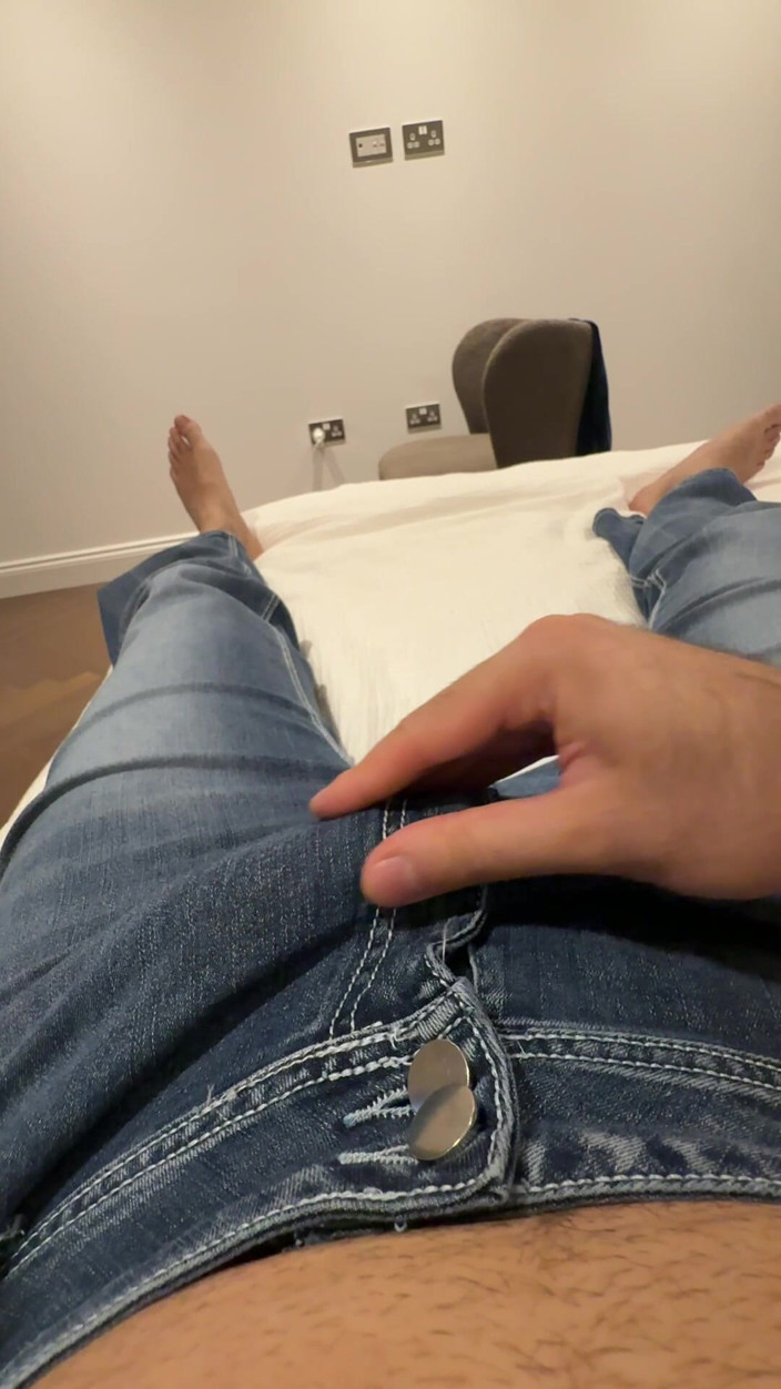 Cock in Jeans: POV sólo masturbace v Blue Jeans - Cumming v Fleshlight