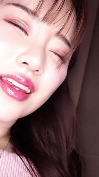 Klimaks yang tidak dapat ditangkap - K-cup awek cantik berkahwin dalam urusan creampie tiga orang