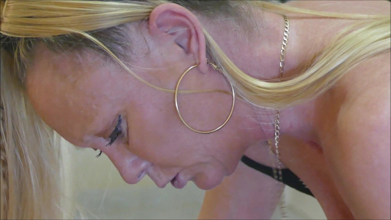 Natalie K: Domaltarak Götüme Boşalma Ve Sakso Çekme Ve Meme Ucu Sevgilisi Çıplak Erkek...