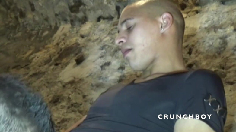 Crunch Boy: yuva samlaingik ki seksi yuva larke dvara sidhe chudaee