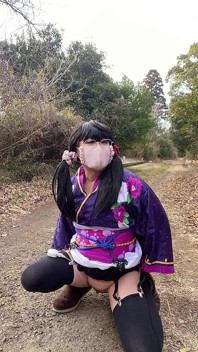 No.112 la belleza kimono fantasma que aparece en el campo de invierno un crossdresser camina a través de la hermosa luz solar - parte 2