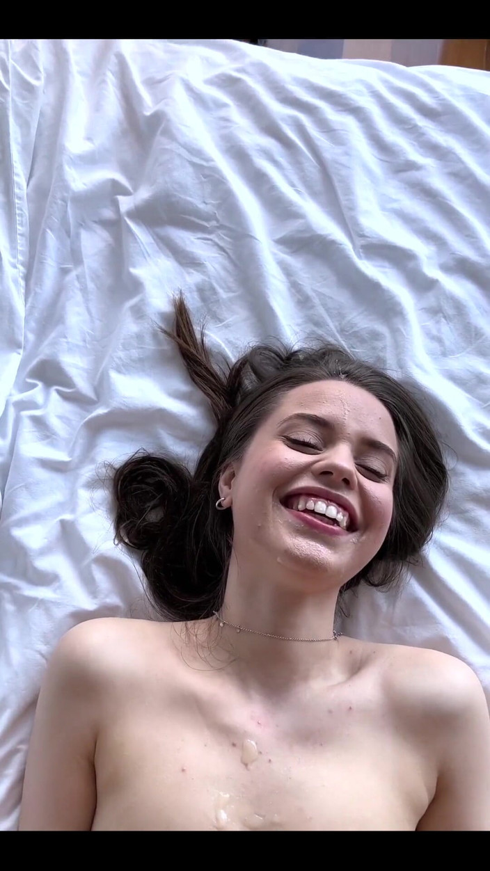 Jamie Young: Sexy a žhavý pár šuká v posteli