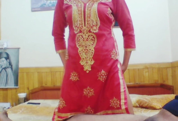 Bolly Karma: Meia-irmã não esperava que fosse eu