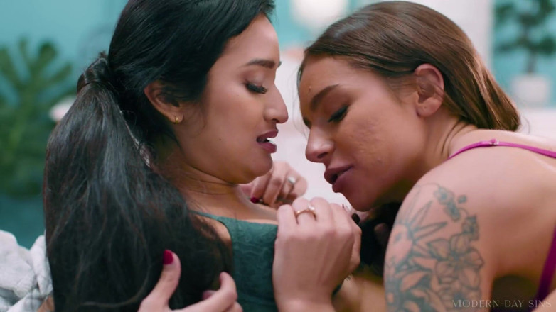 Modern-Day Sins: Modern-day Sins - Lesbian Girlfriends Avery Black and April Olsen Caught...