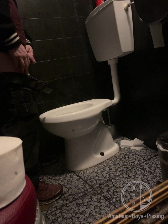 AmateurBoysPissing: Amateur Straight Boy Caught Peeing in a Bar Restroom