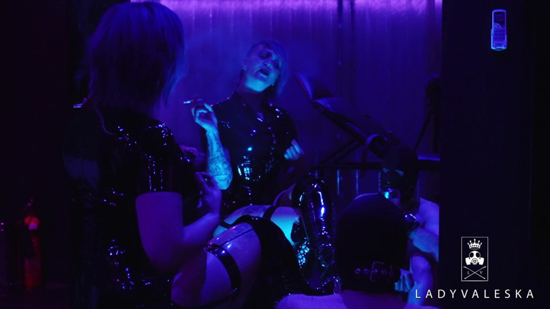Lady Valeska: Ashtray boy