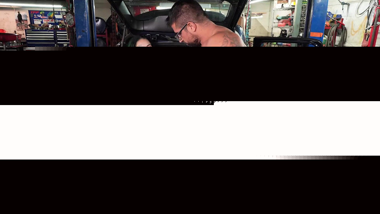 Chica Suicida DVD: My Mechanic Stepdaughter Vanessa