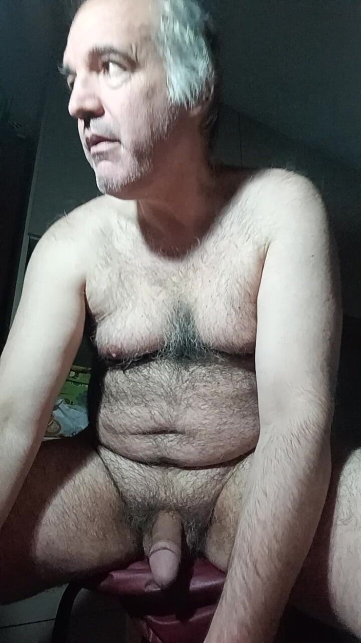 Setesesso7: Duplo mijo na garrafa de plástico, então eu masturbo meu...