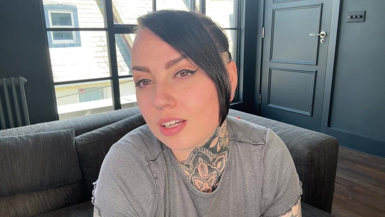 Miss Valentina: Přijmout vaše místo beta