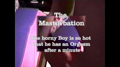 Mark Hannes: Cewek sange ini pamer memeknya sebelum dan sesudah masturbasi sambil...