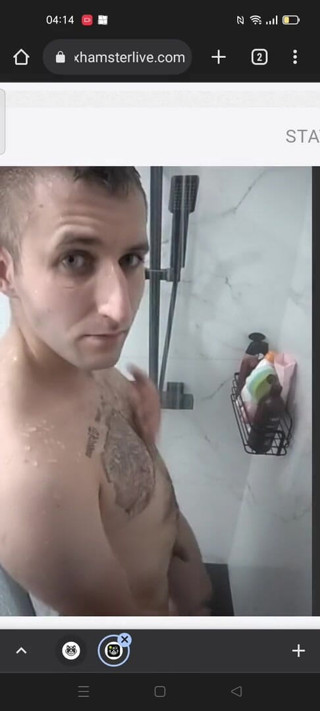 Oh yes plz: Having a shower with my webcam chat