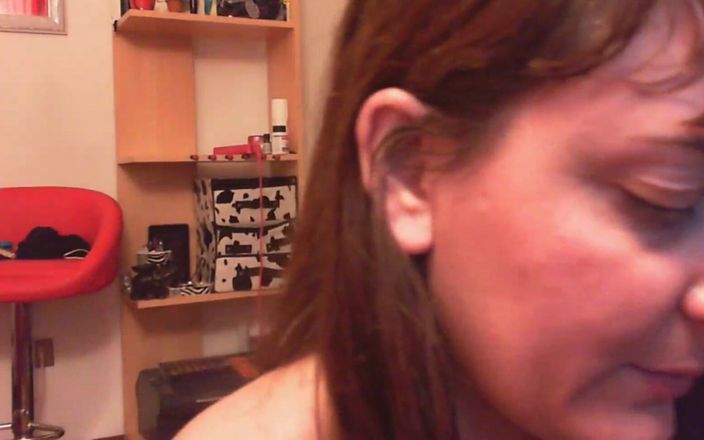 Nicoletta Embassi: Wonderful Big Hairy Pussy Orgasm