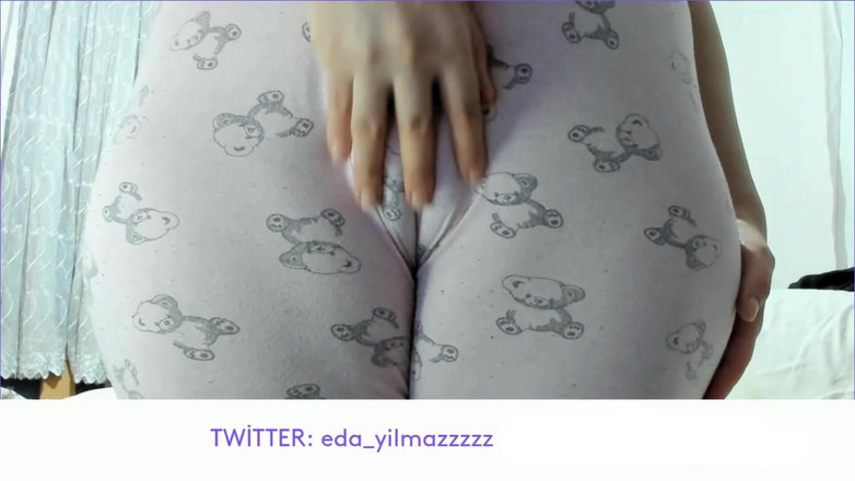 turk_milf_porno: Camel Toe - matură sexy turcoaică