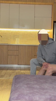 Surprise for the Courier: Naked Handjob Sucking for Tips Deep Fuck