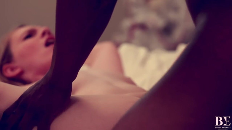 Blush erotica: Rebel Rhyder phạm lỗi với BBC của Will Tile trong...