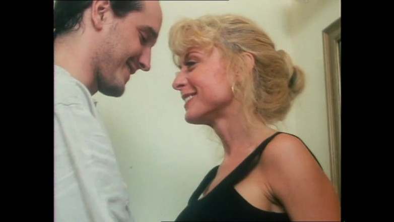 Muschi movie official: Blonde Horny Whore Seduced His Stepbrother While Her Friend Sucking...