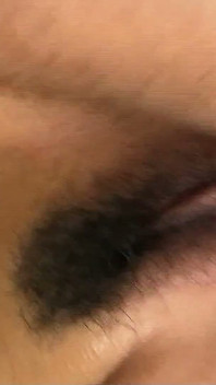 La miLF giapponese magra rui viene scopata ed iniettata nella sua stretta figa pelosa dai suoi vicini