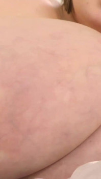 Big Tits Big Nipples BBW Georgina Bouncing Show for You in Bed