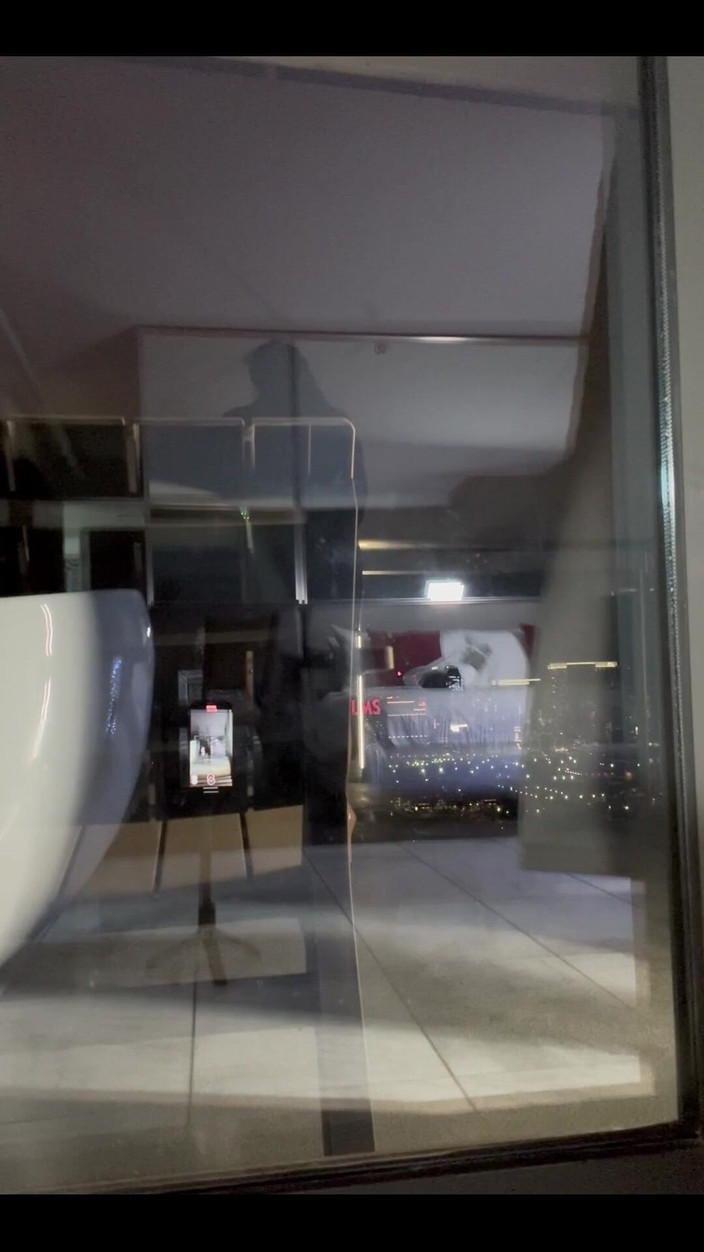 Amanda Thickk: Видео последней фотосессии за кулисами