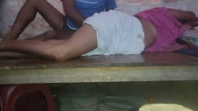 Hast matthun: Husband Wife Sex in Hindi Audio