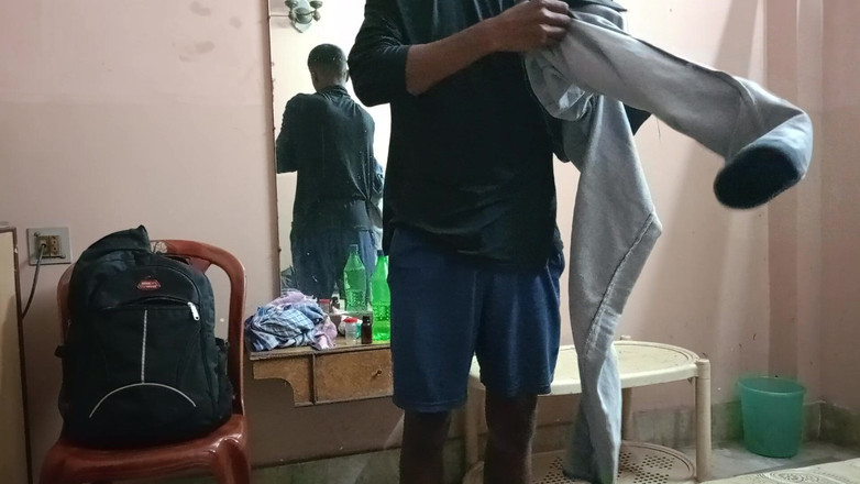 LinearOrnament35: Desi chlapec