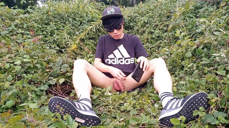 Jon Arteen: Gay asijské Twink