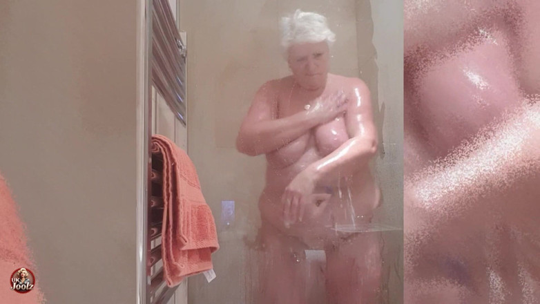 Uk Joolz: Joolz Steamy Duş